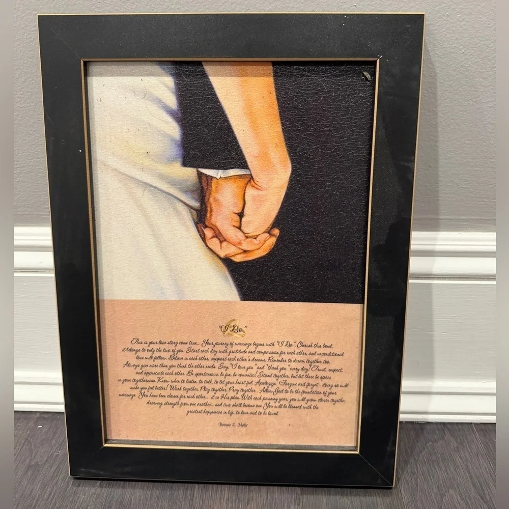 NWOT Elegant Black and White Framed 10.5 x 14.5 Wedding Print Frame Bride Groom